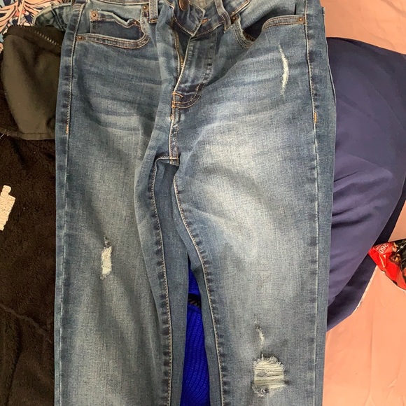 Blue jeans - Picture 1 of 1
